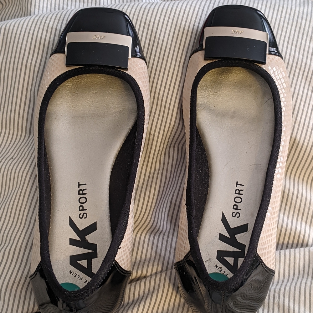 Anne Klein Sport, Size 8, Flats